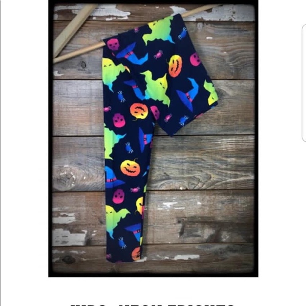 LEGGINGS ALL SIZES!!! BRAND NEW!! FREE SHIPPING